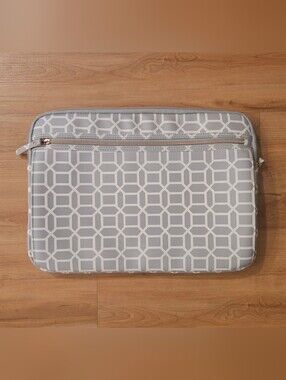 Studio Light Gray Padded Laptop Sleeve with Front Zip